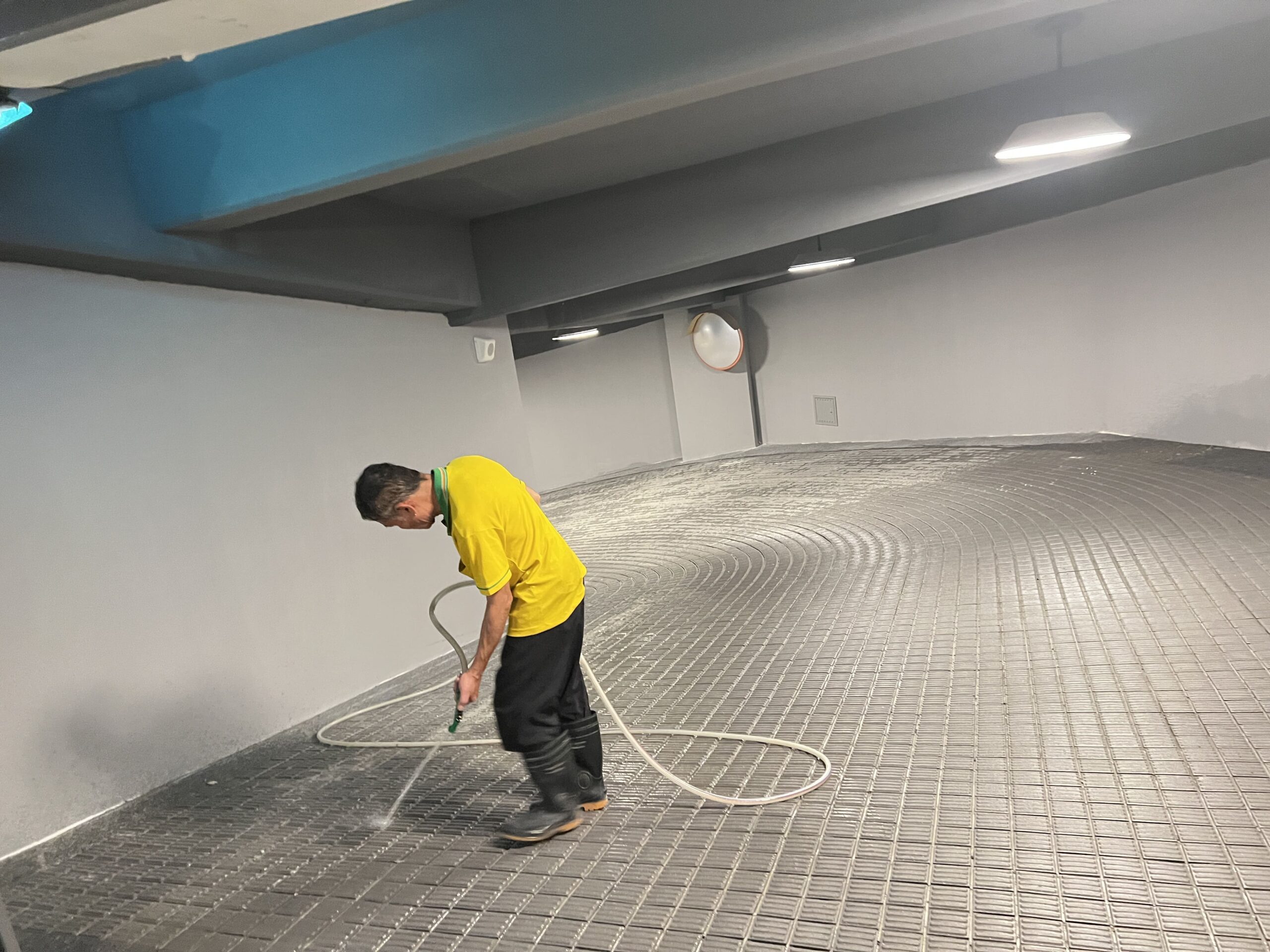 20250513 BF斜坡車道清洗